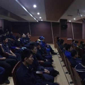 抓好質(zhì)量，提高品牌力量——“總裁質(zhì)量獎”宣貫大會圓滿舉辦 ... ...