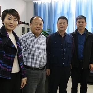 縱覽線纜集團(tuán)副董事長(zhǎng)徐洪虎走訪河南工學(xué)院，探討電線電纜人才培養(yǎng)機(jī)制 ... ... ... . ...