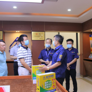 國家市場監(jiān)督管理總局領(lǐng)導(dǎo)一行蒞臨縱覽集團調(diào)研指導(dǎo)工作