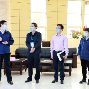 拿出“硬擔當”，增強“軟實力” ——南寧市經(jīng)開區(qū)紀檢監(jiān)察組組長、黨工委委員趙大標 ...