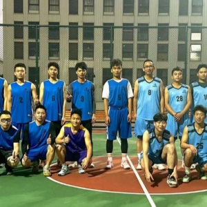 展風采，促交流|縱覽線纜集團與國潮鋁業(yè)舉辦“迎新春 促交流”籃球友誼賽